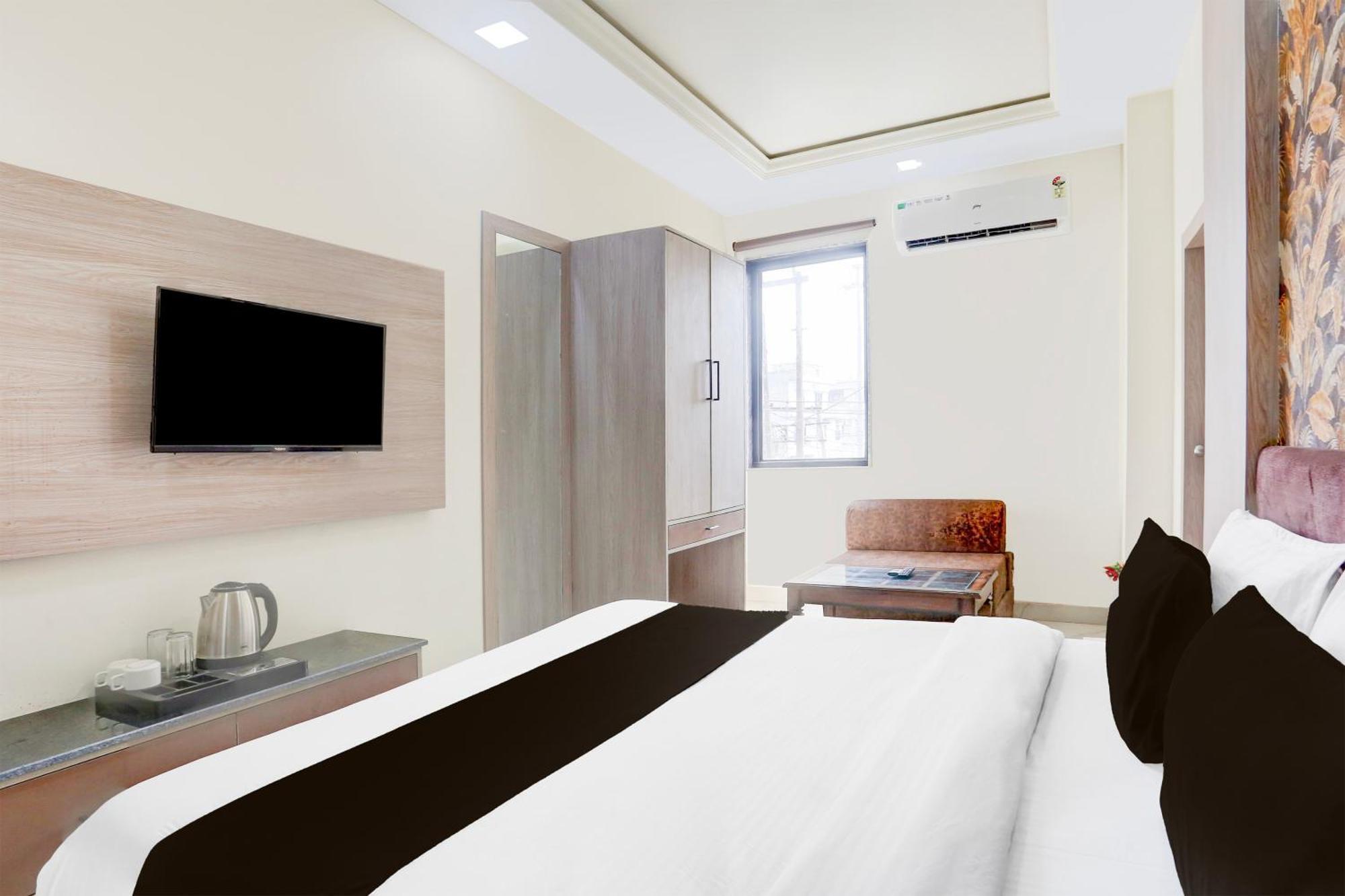 Collection O The Vidya Grand Hotel Rudrapur Bagian luar foto